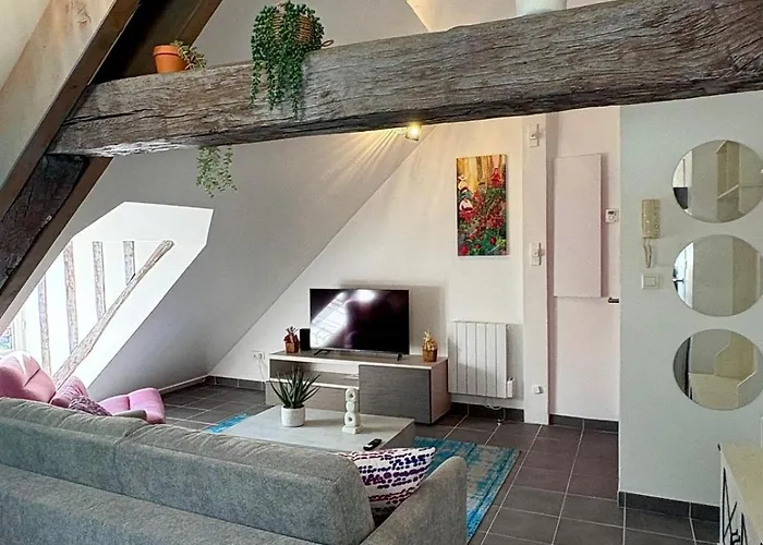 De Lancement - Charme & Calme, Bouchon De Champagne - Troyes